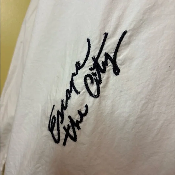 Scotch & Soda White Button-Down Shirt with Embroidered Tag - Picture 6 of 13